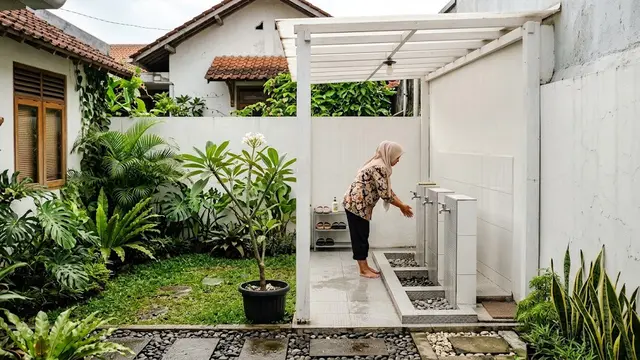 9 Model Tempat Wudhu Minimalis Dekat Taman, Bikin Area Bersuci Makin Nyaman