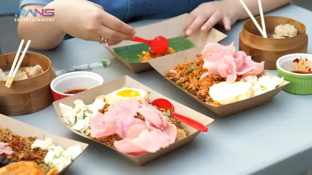 [Fimela] Nagita Slavina dan Titi Kamal