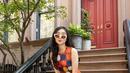 Saat mengunjungi perumahan di kota New York, Febby terlihat quirky dan feminin mengenakan dot party julia dress dari koleksi kate spade new york Fall 2022 yang terbaru seharga Rp 8.390.000,-. Untuk memberikan aksen playful, Febby mengenakan novelty handbag 3d croissant clutch dalam warna allspice cake seharga Rp 9.190.000,-. Kate Spade