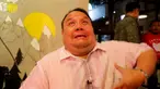 Memiliki tubuh yang gemuk, Rony Dozer temukan cara yang unik untuk turunkan berat badannya.