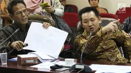 Direktur Lippo Cikarang Ju Kian Salim saat melakukan dialog dengan anggota dengan Ombudsman RI di Jakarta, Jumat (8/9). Dalam dialog tersebut membahas pembangunan mega proyek Kota Meikarta. (Liputan6.com/Angga Yuniar)