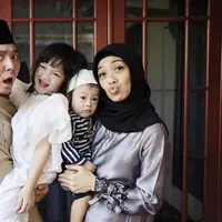 Ananda Omesh dan Dian Ayu