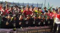 Festival Sepak Bola FORSGI (Forum Sepak Bola Generasi Indonesia) Jawa Barat yang memperebutkan Piala Ketua Umum PSSI, Mochamad Iriawan di Lapangan SPORT Jabar, Arcamanik, Kota Bandung, Minggu (19/6/2022).