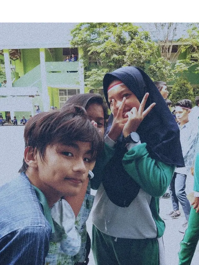 Mirip V BTS (Sumber: Instagram/marcellangg)