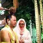 Danny Rukmana sedang menjalani prosesi siraman jelang pernikahannya dengan Raiyah Chitra Caesaria (Dok.Instagram/@tututsoeharto/https://www.instagram.com/p/B8itP2fASRB/Komarudin)