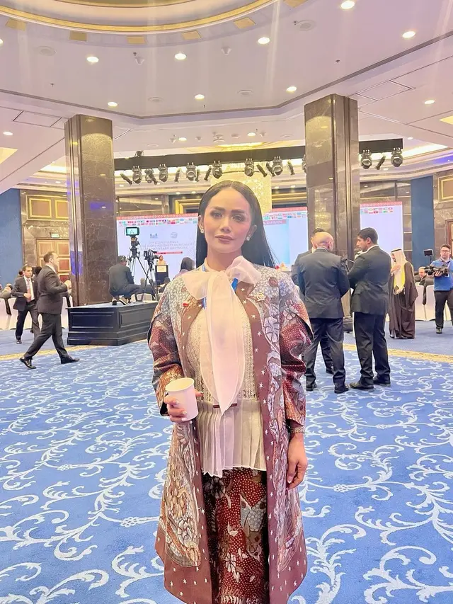 Krisdayanti di Bahrain.