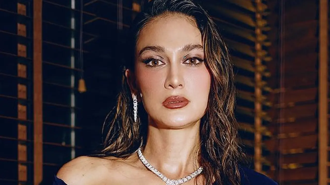 Luna Maya saat Premier Film Sumala