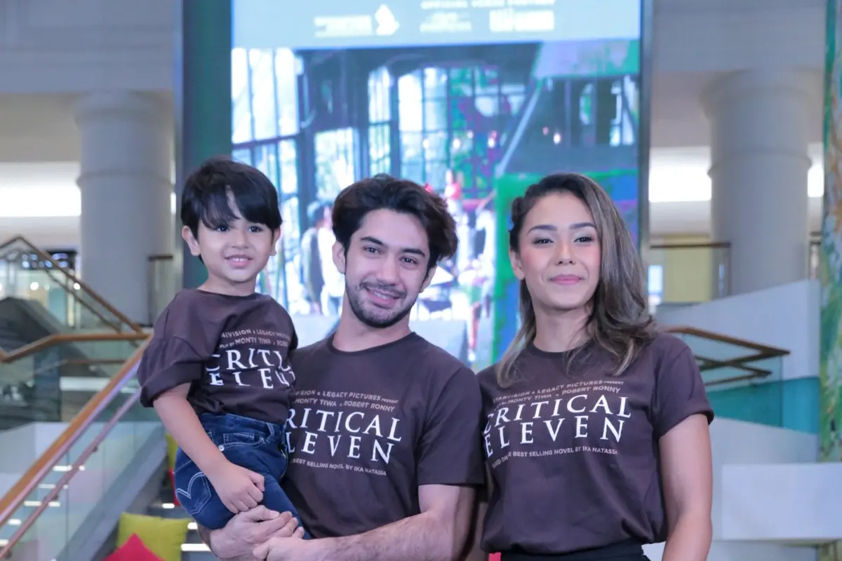 [Bintang] Reza Rahadian dan Adinia Wirasti