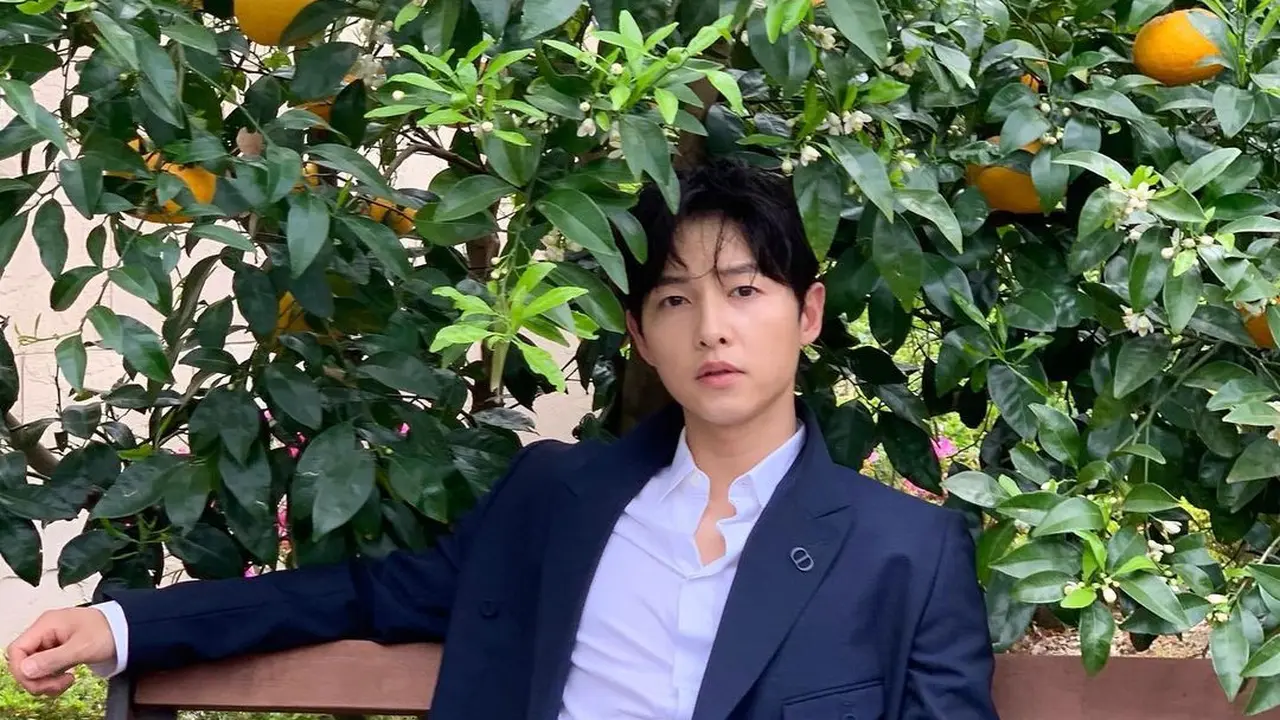 Song Joong Ki. (Instagram/ hi_songjoongki)
