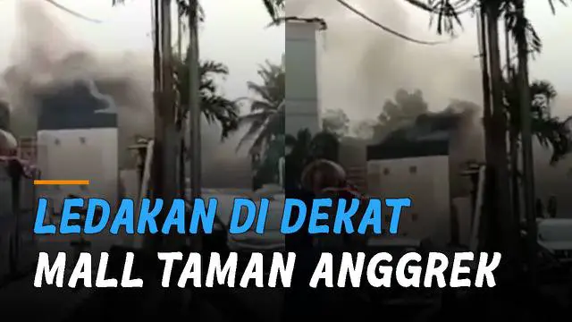 Ledakan disertai kepulan asap tebal terjadi di dekat Mall Taman Anggrek, Tanjung Duren, Jakarta Barat, kamis sore (02/09/2021).