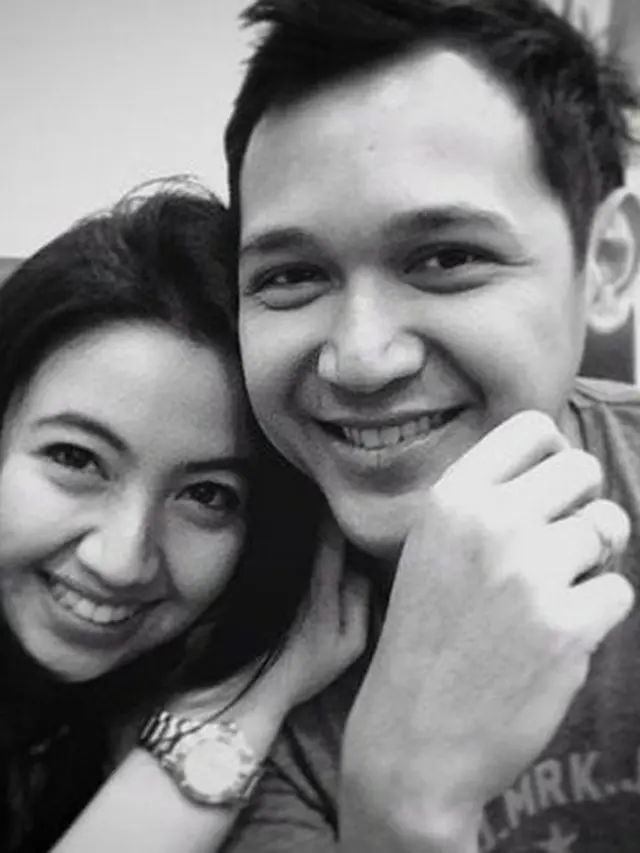 12 Tahun Bersama, Ini 7 Momen Mesra Bondan Prakoso dan Mergie Caroline