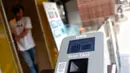 Toilet model tembus pandang atau transparan sempat viral di negara Jepang.(Liputan6.com/Angga Yuniar)