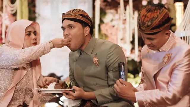 Thariq Halilintar dan Aaliyah Massaid (Instagram/thariqhalilintar)