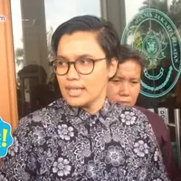 Kuasa hukum dari Aming, Devi Waluyo mengakui adanya perselisihan antara kliennya dengan Evelyn Nada Anjani. 