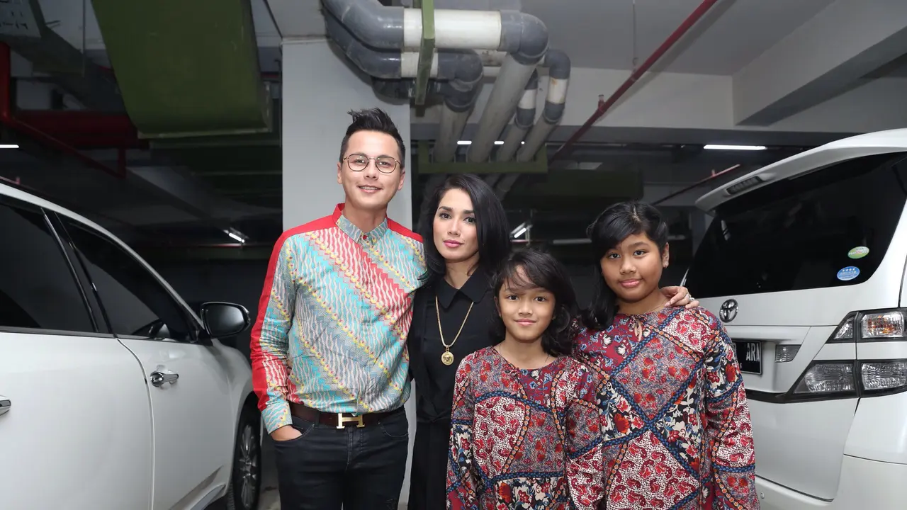 [Bintang] Andhika Pratama - Ussy Sulistiawaty