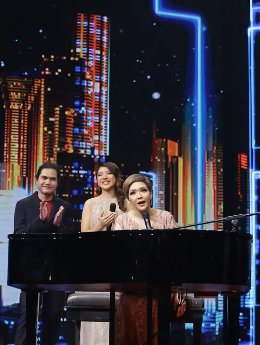 Maia Estianty, Dul Jaelani dan Tiara Anugerah Konser Kemenangan Indonesian Idol, Senin (9/3/2020). (Bambang E Ros/Fimela.com)