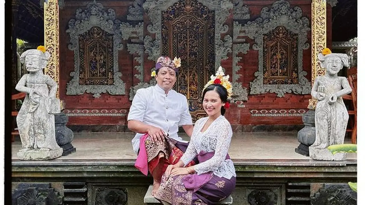 Indah Permatasari dan Arie Kriting