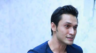 Eksklusif Indra L Bruggman Antara Akting Dan Bisnis News Entertainment Fimela Com