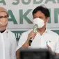 Menteri Kesehatan RI Budi Gunadi Sadikin meninjau pelaksanaan vaksinasi COVID-19 di Sekolah Ursulin pada Kamis, 25 Maret 2021. (Dok Kementerian Kesehatan RI)