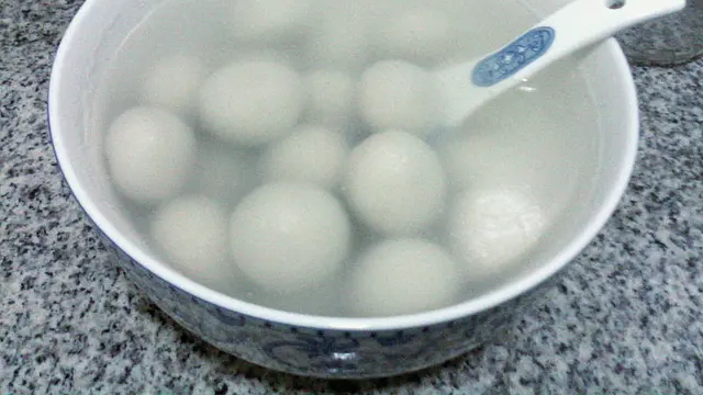 Tang yuan (Wikipedia/Ctrrative Commons)