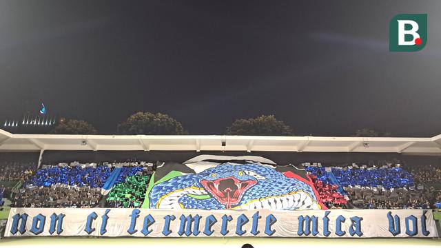 Koreografi Inter Club Indonesia (ICI) bersama Bola.com di Tennis Indoor Senayan, Jakarta Pusat.