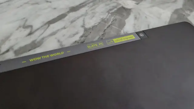 ASUS Vivobook 13 Slate OLED (T3300). (Dok. ASUS)