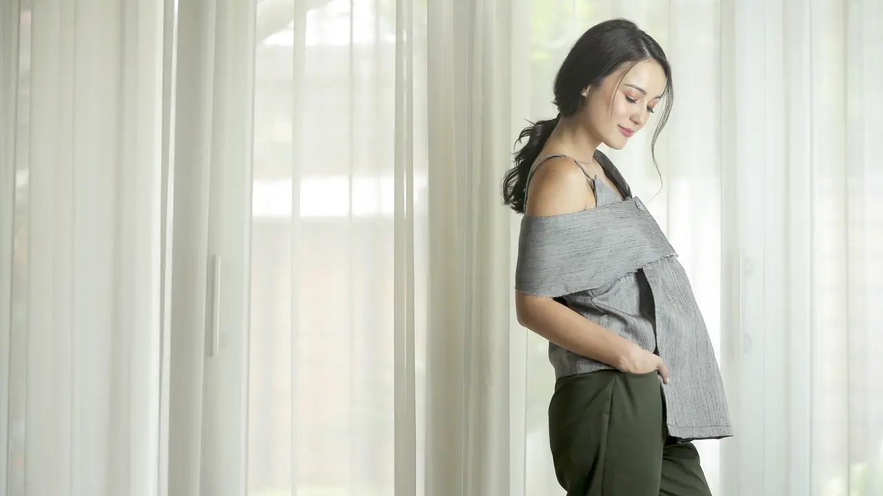 [Fimela] Julie Estelle C2