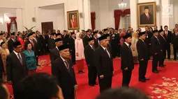 Sejumlah tokoh nasional menghadiri upacara pemberian tanda kehormatan di Istana Negara, Jakarta, Kamis (15/8/2019). Dalam rangka peringatanHUT ke-74 RI, Presiden memberikan gelar tanda kehormatan Bintang Mahaputra Utama dan Bintang Jasa Utama kepada 29 orang. (Liputan6.com/Angga Yuniar)