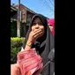 Viral Desainer AS Beri Gadis Yatim Piatu di Bali Uang 500 Dolar AS Usai Ditolong (Tangkapan Layar Instagram/isaiahgarza)