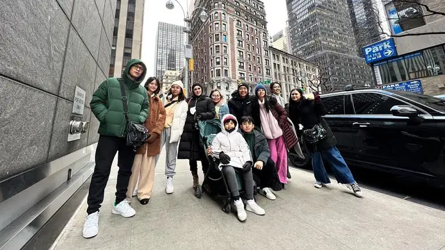 [Fimela] Liburan ke New York, Mulan Jameela Ditanya Soal Al El Dul