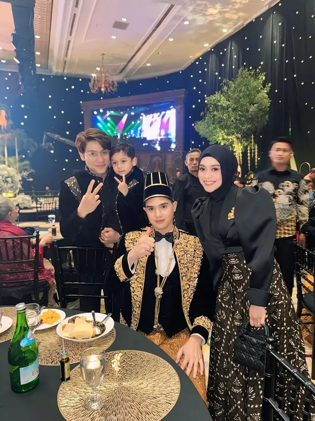 Lesti Kejora Kondangan Pernikahan Al Ghazali, Outfit Hitamnya Curi Perhatian