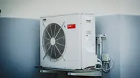 Pria Singapura Ini Jadi Musuh Tetangga Usai Pasang 9 AC di Apartemennya