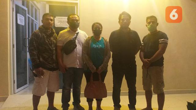 Polisi aniaya korban