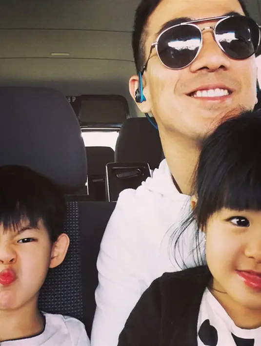 Bahagianya Joe Taslim liburan bersama keluarga di Vancouver, Kanada. (Photo : Instagram)