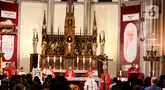 Suasana Misa Requiem atau Misa Arwah atas meninggalnya Paus Fransiskus di Gereja Katedral Jakarta, Kamis (24/4/2025) sore. (Liputan6.com/Herman Zakharia)