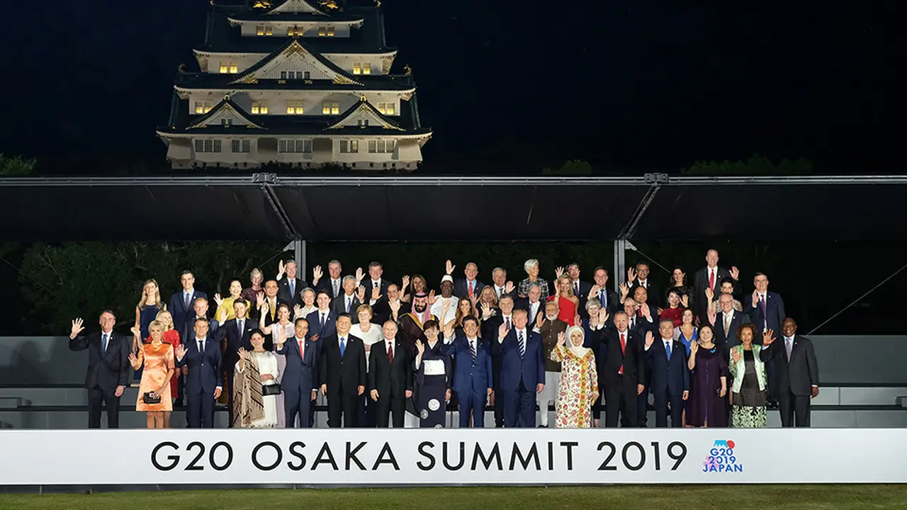 Foto keluarga G20 Osaka Summit 2019