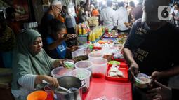 Aneka menu lauk pauk yang beraneka ragam dapat dijadikan sebagai menu selama bulan Ramadan, mulai dari berbuka puasa atau saat sahur. (Liputan6.com/Herman Zakharia)