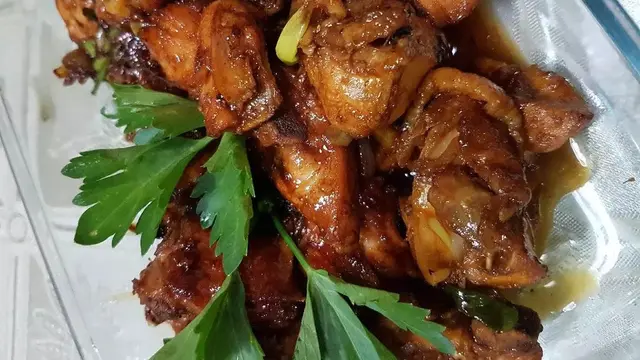 Resep ayam kecap kukus. (dok. Cookpad @mizzdys)