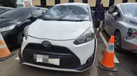 Video Viral Mobil Dirusak dan Sopir Diamuk Massa di Depok, Begini Fakta dan Kronologinya