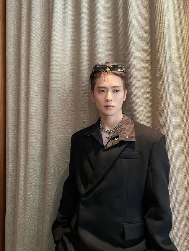 Jadi Brand Ambassador Prada Terbaru, Penampilan Jaehyun NCT di Fashion Show Curi Perhatian