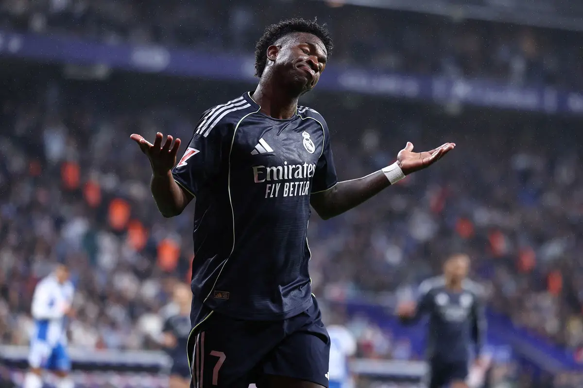 Foto: Momen Vinicius Jr Gagalkan Perayaan Juara Lebih Cepat Barcelona di Liga Spanyol