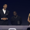 Rio Ferdinand (kiri) bersama Kevin Hart (tengah) dan Heidi Klum (kanan) saat memimpin drawing Piala Dunia 2026 di Washington DC, Amerika Serikat. (tangkapan layar/@FIFA)