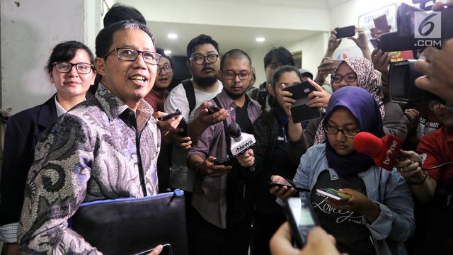 Diperiksa 11 Jam oleh Satgas, Begini Ekspresi Plt Ketua Umum PSSI