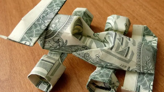 Potret Kreasi Origami dari Uang Dollar yang Kreatif Abis, Ada Sandal Jepit