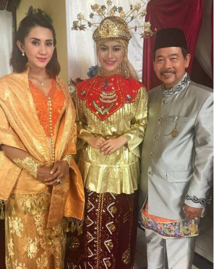 Oki Medina Saling Curiga Soal Hubungan Dengan Ilham Showbiz Liputan6 Com