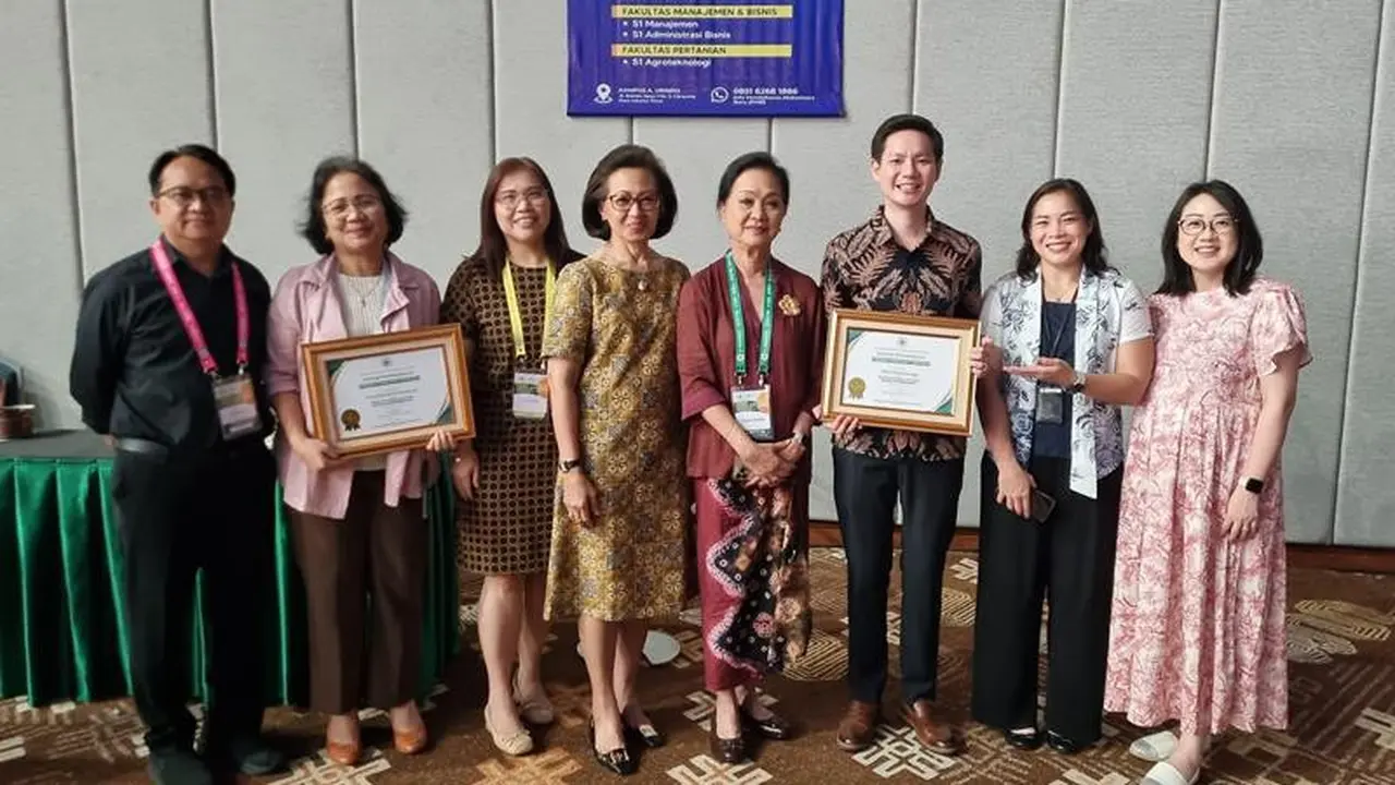 Perkuat Posisi sebagai Pemimpin Pelayanan Kesehatan di Indonesia dengan Raih 7 Penghargaan di PERSI Awards 2024