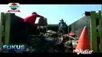 Memperingati Hari Perhubungan Nasiaonal, ratusan masyarakat Tuban dari berbagai lapisan, baik dari lembaga pemerintahan, organisasi kemasyarakatan (Ormas) hingga pelajar, mengikuti aksi bersih pantai yang berada di pesisir utara Tuban
