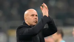 Dengan hasil ini, Liverpool menempati posisi kedelapan klasemen grup dengan 12 poin. Inter Milan tetap berada di posisi kelima, juga mengoleksi 12 poin, sehingga persaingan untuk lolos ke babak 16 besar masih sangat ketat. (AP Photo/Luca Bruno)