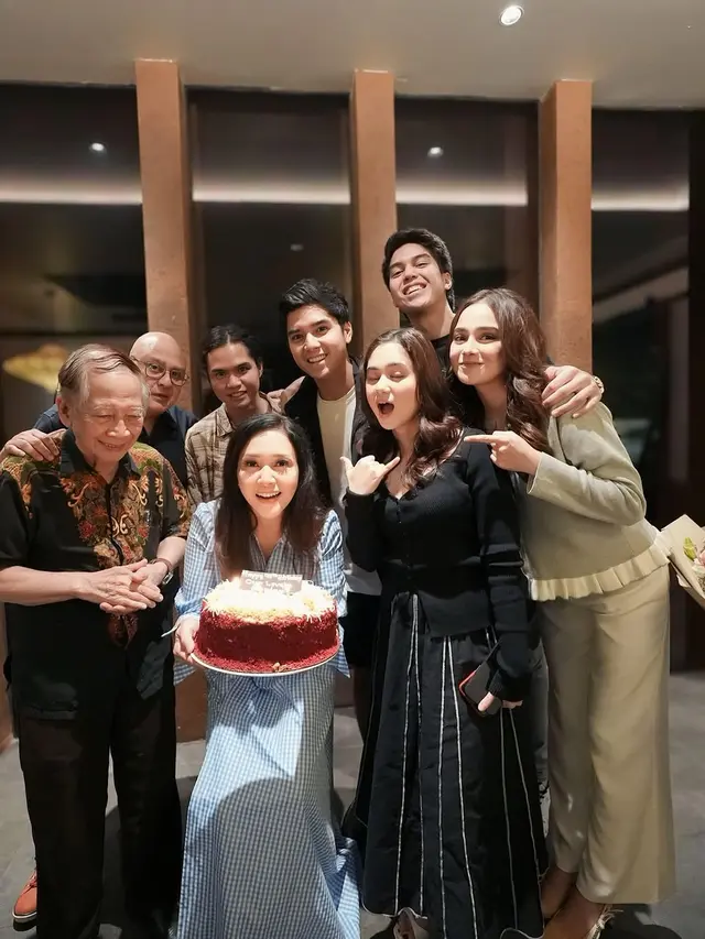 Gaya Feminin Elegan Syifa Hadju dan Tissa Biani di Ulang Tahun Maia Estianty, Kenakan Outfit Kontras di Ultah Calon Mertua