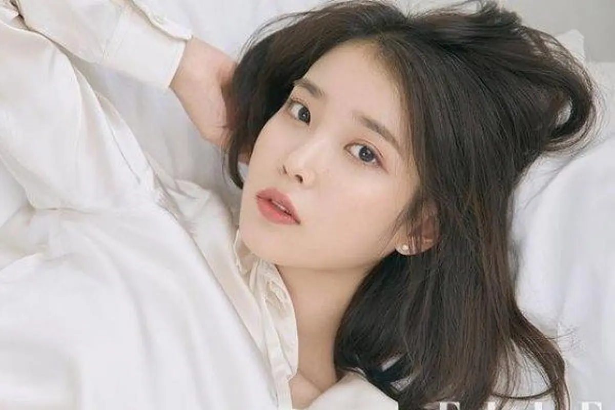 IU